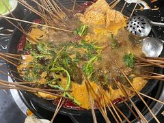 -灌县老妈砂锅串串香(万科红生活广场店)