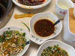 -土连锅·现熬养生汤锅(梁家巷店)