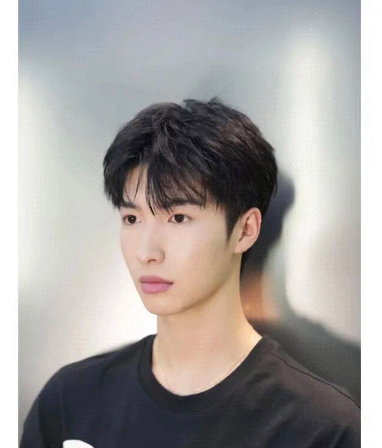 男生刘海微分烫发