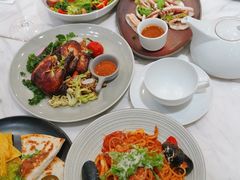 -théATRE茶聚场·餐厅(环球金融中心店)