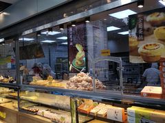 面包甜点陈列柜-鲍师傅糕点(江苏路店)