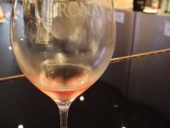 -wineapp葡萄酒餐吧(外滩金融中心店)