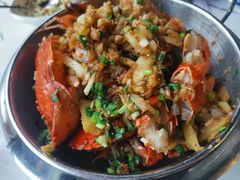 -凤凰路何眼镜香辣蟹(花果园店)