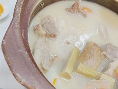 -明本湛江鸡•海鲜小厨(陈家祠店)