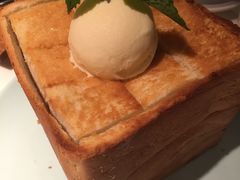 -新大咀港式茶餐厅(宝山万达店)