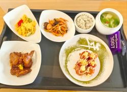 -爱陪伴尊享月子中心(国际店)