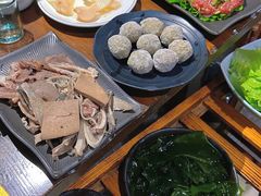 -乡土黄·鲜牛肉火锅·小龙虾(兴业街店)