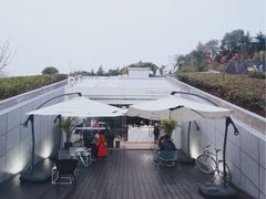 -UNI UNI(环亚凯瑟琳店)