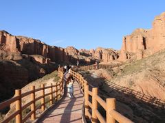 -冰沟丹霞旅游景区