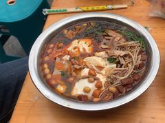 -老五鸡丝豆花面粉(瑞金北路68号院店)