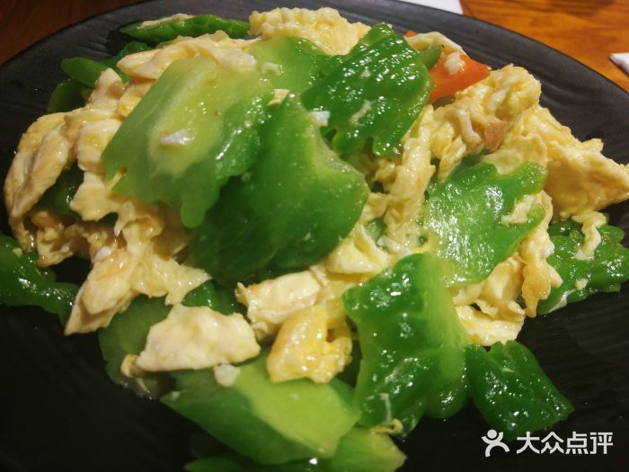 苗小坛酸汤鱼(酒仙桥店)凉瓜炒鸡蛋图片