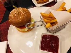-WOLFGANG PUCK KITCHEN & BAR(迪士尼小镇店)