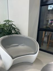 -Z.X HAIR SALON张新美业