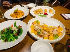 芒果藜麦沙拉-奉天小馆·非遗东北菜(沈阳万象城店)