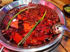 -老街·稳拈老火锅(海椒市店)