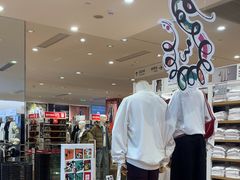 -优衣库(深圳万象天地旗舰店)