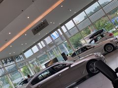 -南充通源宝马4S店(高坪店)