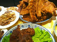 -闯关东东北农家菜(崂山石老人店)