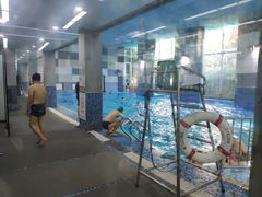 -齐岸健身(花园城店)