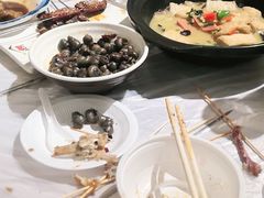 -霄汉牛三鲜湖北砂锅菜(万松园2店)