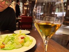 -恰餐厅及酒吧 CHAR Bar & Grill (北京丽都皇冠假日店)