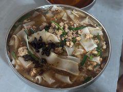 -正宗杨记普洱酸醋米线(总店)