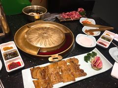 -猪啊牛呀羊啊铜盘烤肉(正大广场店)