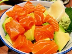 迷你三文鱼牛油果饭-玄白·炭烤活鳗(上海首店)
