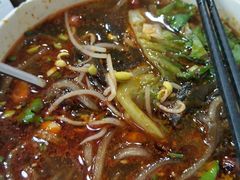 来蹭图片的酸辣粉-佬土鹅肠火锅(中建大观店)