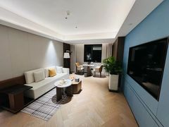 -北京东三环希尔顿逸林酒店