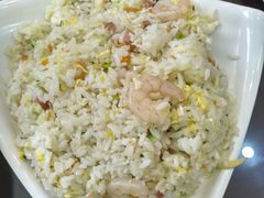 -扒虾小妹儿麻辣海鲜(宏图街店)