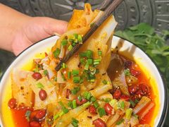 -贵厨酸汤牛肉(花果园国际中心店)