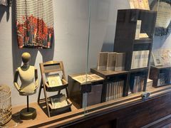 -良友书坊(安徽路店)