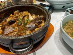 石锅碟鱼头-新海渔港·胶东海鲜家常菜·家宴(奥体中心店)