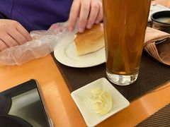 黄油面包-红房子西菜馆(淮海中路店)