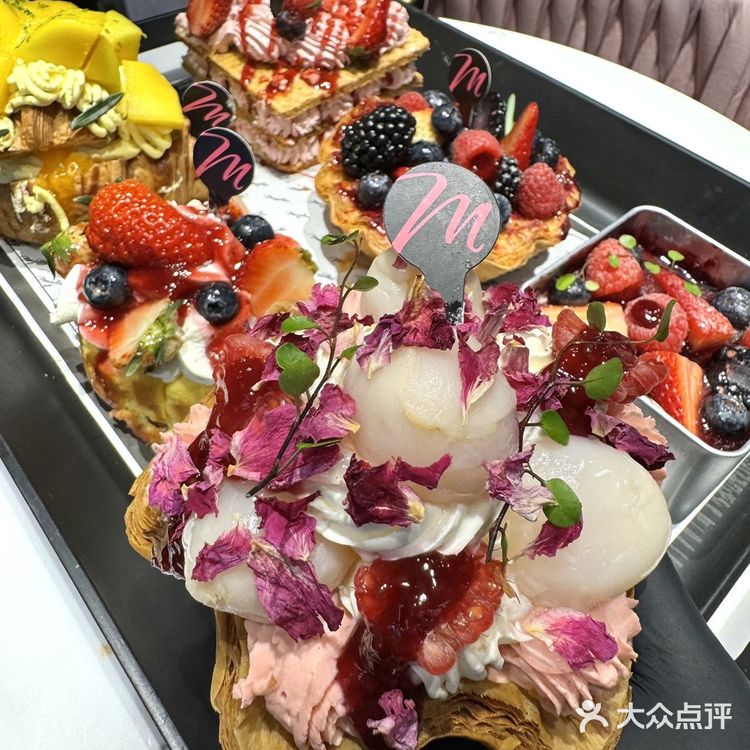 讲真的，每次来来福士都会不自觉去他们店买点甜品