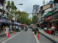 -燕子煨汤(山海关路店)