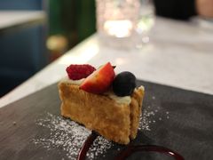 -La Mer Restaurant & Lounge