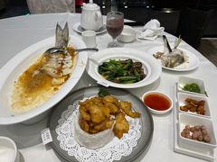 -万龙洲海鲜(大兴绿地缤纷城店)