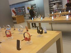 -Apple零售店(华贸购物中心店)