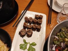 -莲餐厅·湖北菜·潜江小龙虾店(愚园路店)