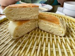 酸奶饼-蒙亨·手把肉·蒙古包文化主题餐厅(天恒广场店)