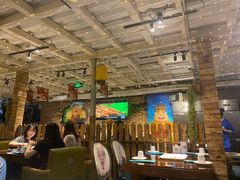 大堂-三个大叔烤羊肉串·炭炉砂锅菜(西三旗店)