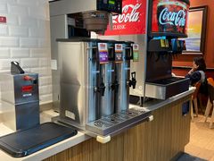-The Habit Burger Grill 哈比特汉堡(爱琴海店)