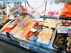 -Seattle Fish Guys