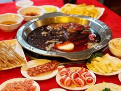 -山城年华老火锅(玉林店)