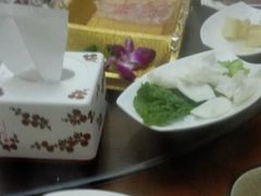-景明轩•养生酸汤鱼火锅 云贵鲜菌 现舂野果酸汤(王寨小区店)