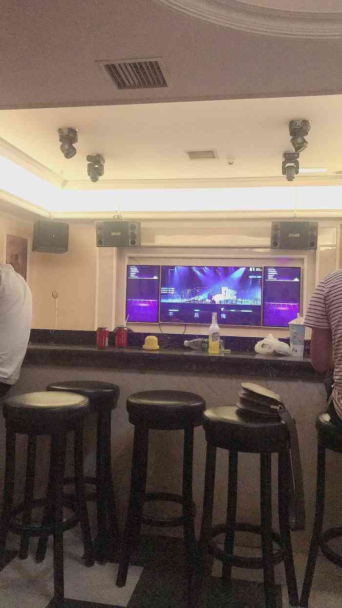 嘉乐迪ktv-"垃圾ktv酒都没喝完就赶人,态度极差领班."-大众点评移动版