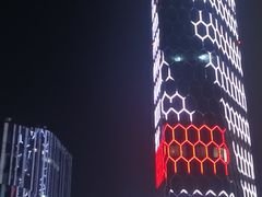 -The ROOF (通盈中心店)