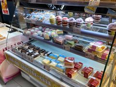 面包甜点陈列柜-金色麦甜糕点(面包.蛋糕.华苑店)